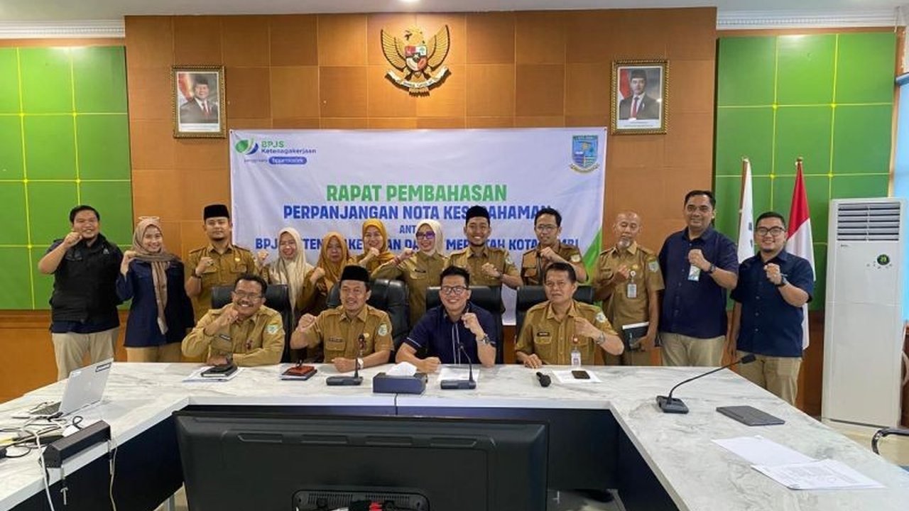 BPJS Ketenagakerjaan dan Pemkot Jambi sepakat perpanjang kerja sama perlindungan sosial bagi warga miskin, memastikan jaminan kecelakaan kerja dan kematian tetap terlindungi.