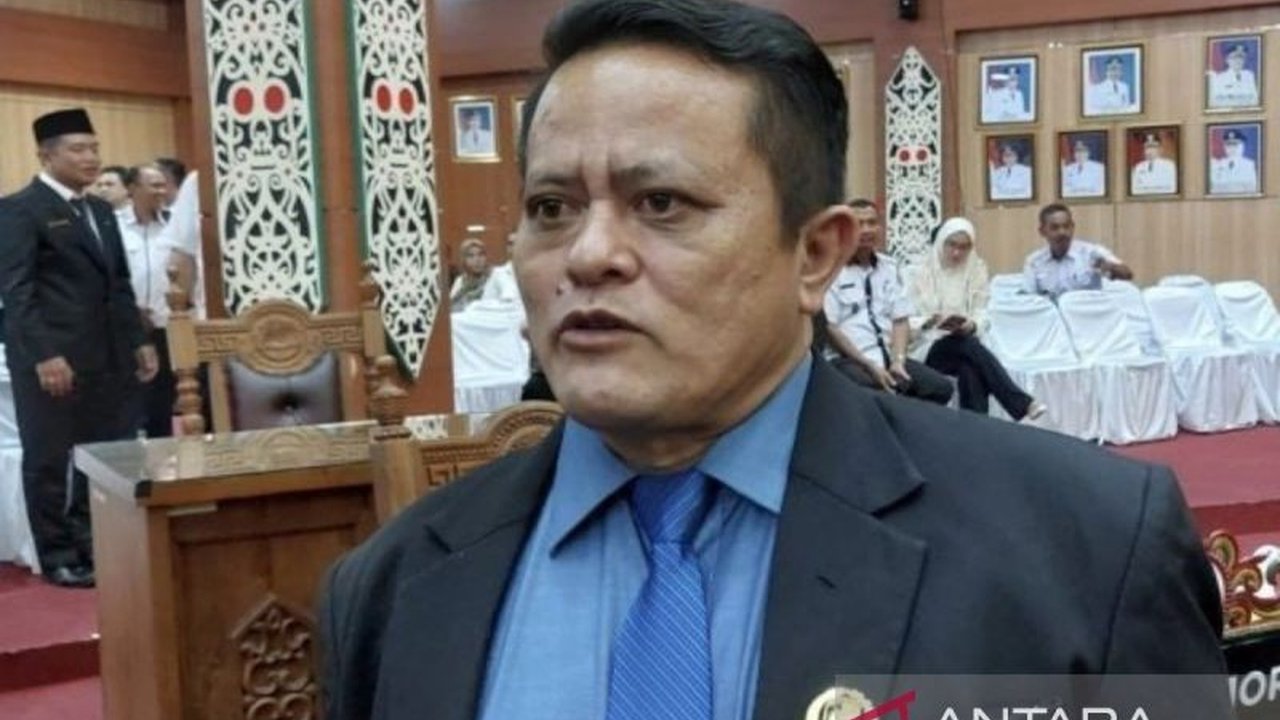 Anggota Komisi I DPRD Kota Palangka Raya meminta ASN untuk tetap menjaga dedikasi dan kinerja meskipun ada kebijakan efisiensi anggaran, bahkan menjadikan momentum ini sebagai semangat baru dalam melayani masyarakat.