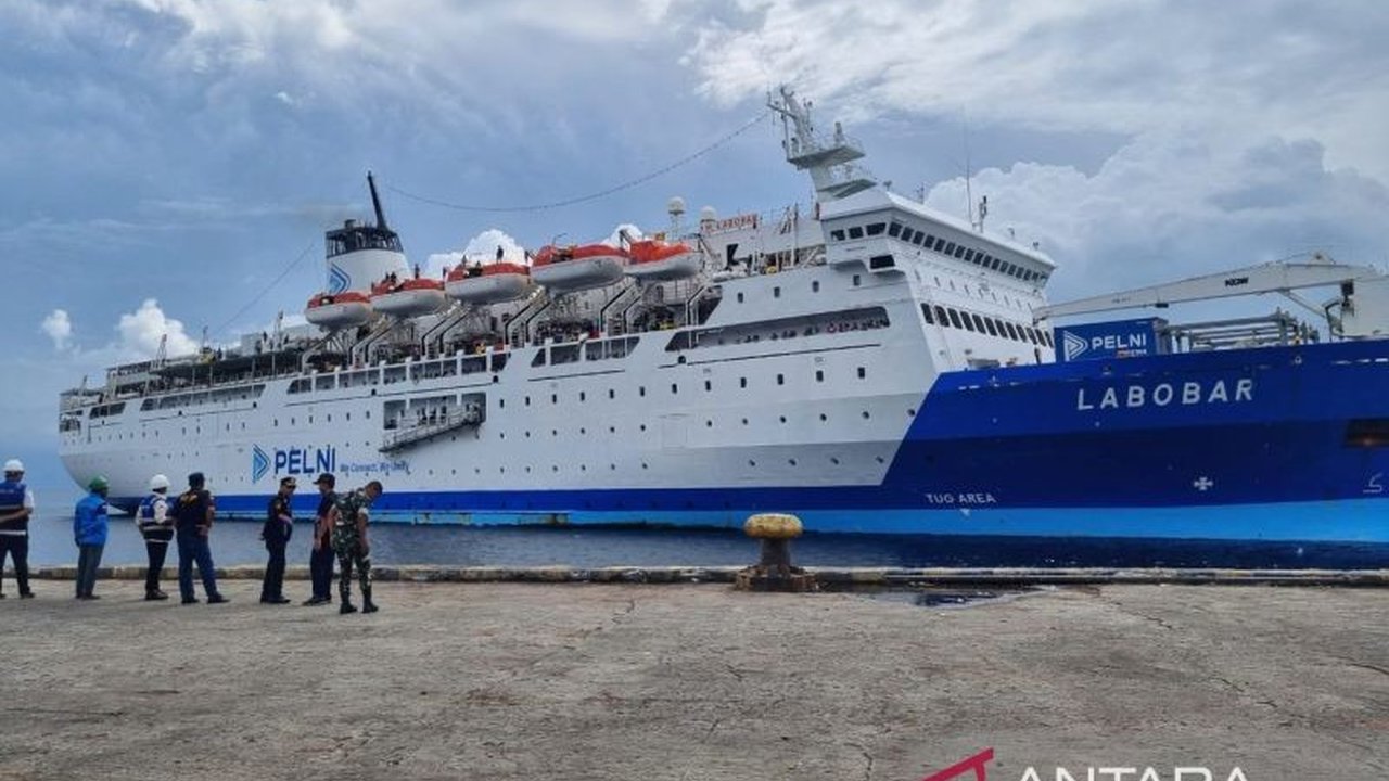 PT Pelni Manokwari menyediakan 250 tiket mudik gratis Lebaran 2025 rute Manokwari-Sorong; pendaftaran daring dibuka untuk masyarakat umum melalui link resmi.