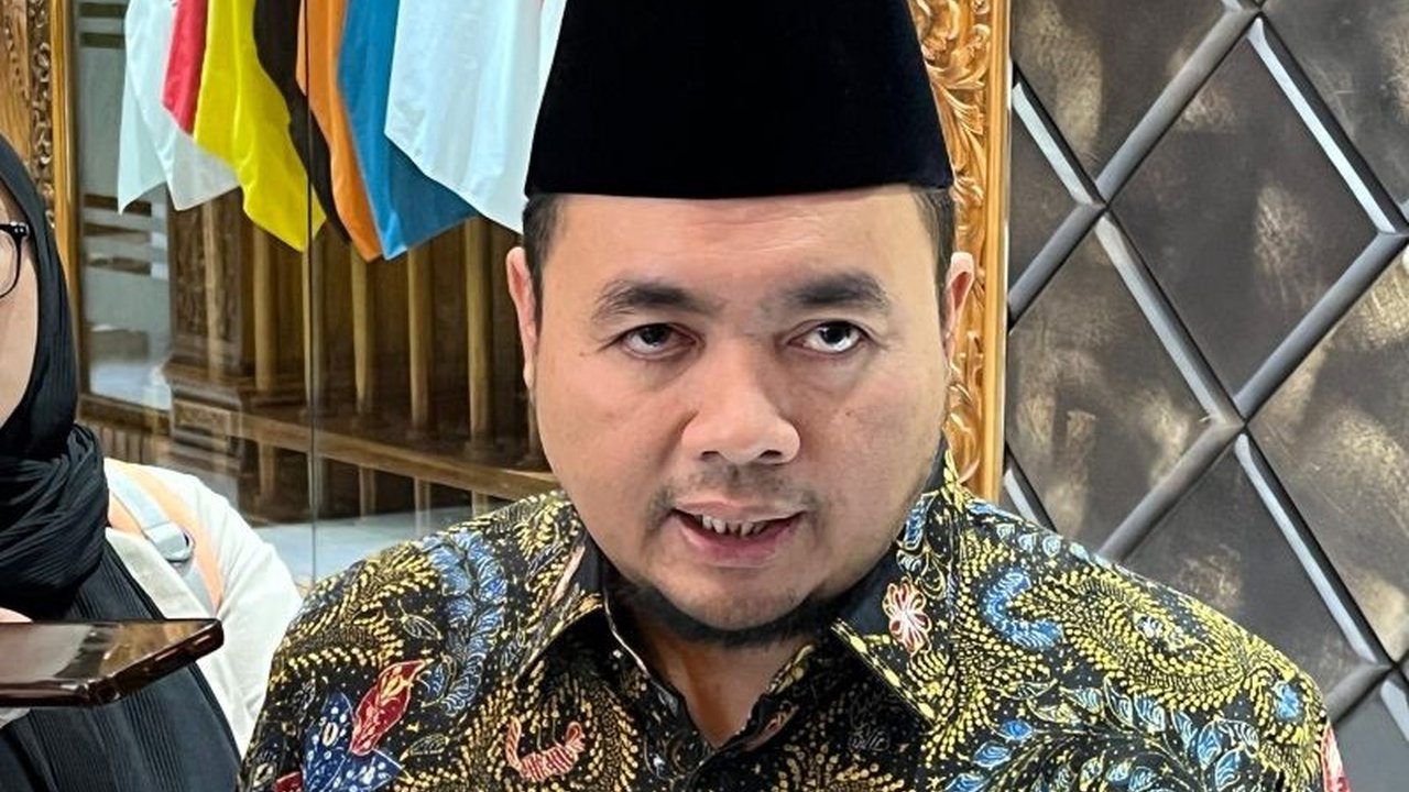 KPU RI membuka pendaftaran calon untuk Pemungutan Suara Ulang (PSU) Pilkada 2024 di 24 daerah setelah Mahkamah Konstitusi (MK) memutuskan sengketa hasil Pilkada.