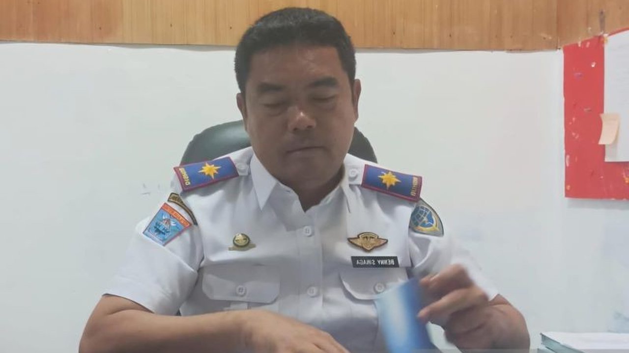 PT Semen Padang kembali mengadakan program mudik gratis untuk masyarakat Kepulauan Mentawai pada Lebaran 2025 mendatang, dengan kuota 800 orang melalui jalur laut.