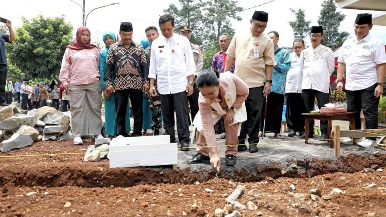 Pemkot Semarang membangun Rumah Inspirasi di Mijen sebagai pusat layanan terintegrasi untuk penyandang disabilitas, mewujudkan kota yang adil dan setara.