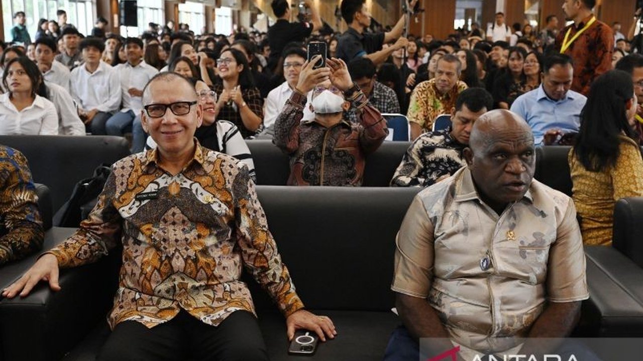 Pemerintah Provinsi Sumatera Utara memberikan apresiasi tinggi terhadap Festival Nommensen 2025 di UHN Medan, yang dinilai sukses meningkatkan kreativitas mahasiswa dan memperkenalkan kampus kepada masyarakat luas.