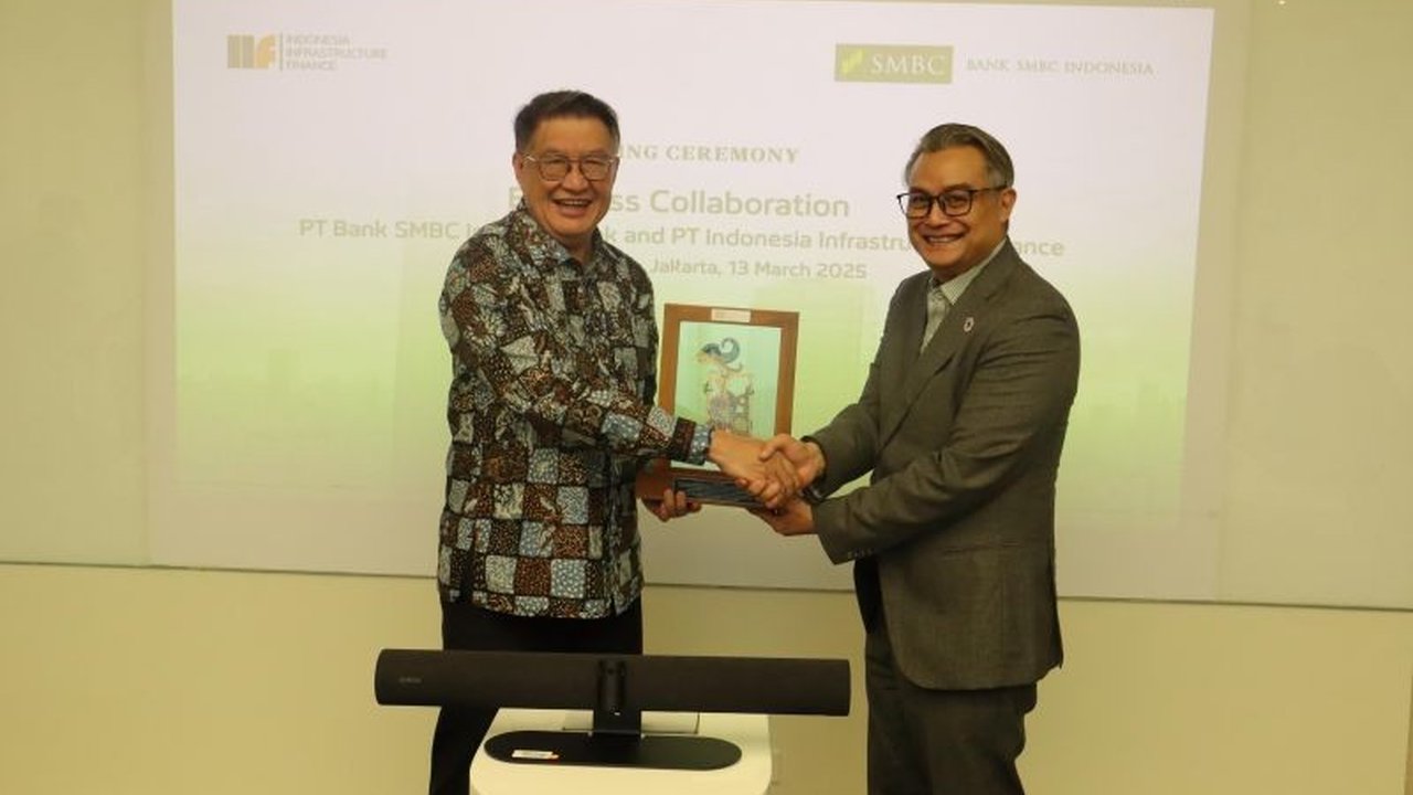 PT Indonesia Infrastructure Finance (IIF) dan SMBC Indonesia resmi menjalin kerja sama layanan perbankan transaksi valuta asing senilai 15 juta dolar AS atau Rp245 miliar untuk mendorong efisiensi dan pertumbuhan ekonomi Indonesia.