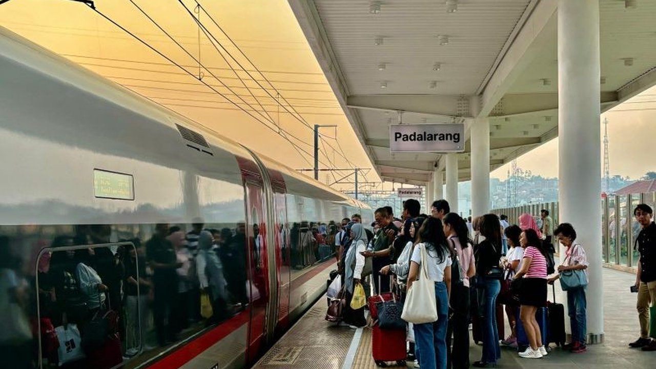 KCIC Siapkan 808.946 Tempat Duduk untuk Angkutan Lebaran 2025