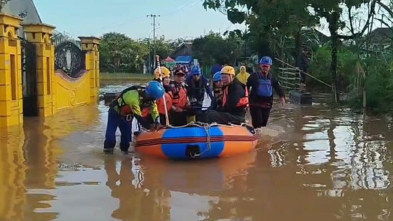 Tagana Kabupaten Tasikmalaya Evakuasi Warga Terdampak Banjir
