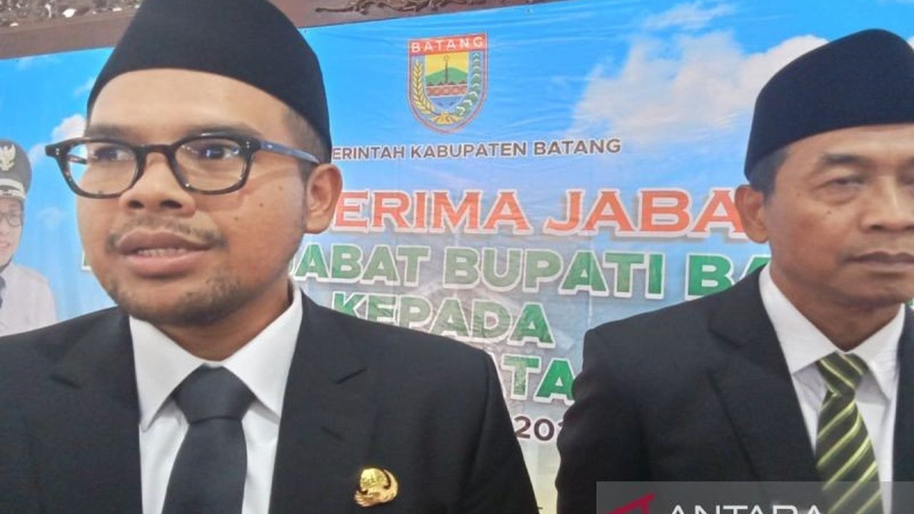 Pemerintah Kabupaten Batang meningkatkan pengawasan stok pupuk untuk menjamin ketersediaan dan menunjang keberhasilan program swasembada pangan nasional, serta menjamin harga jual gabah petani.