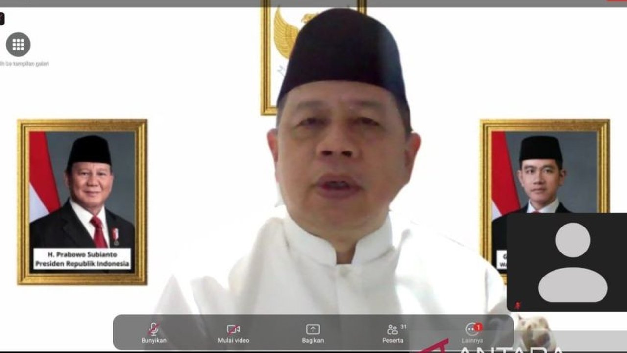 Kemenag Kalsel berkomitmen mengawal Program Pesantren Berdaya untuk memberdayakan pesantren dan santri di Kalimantan Selatan agar memiliki daya saing yang tinggi di masa depan.