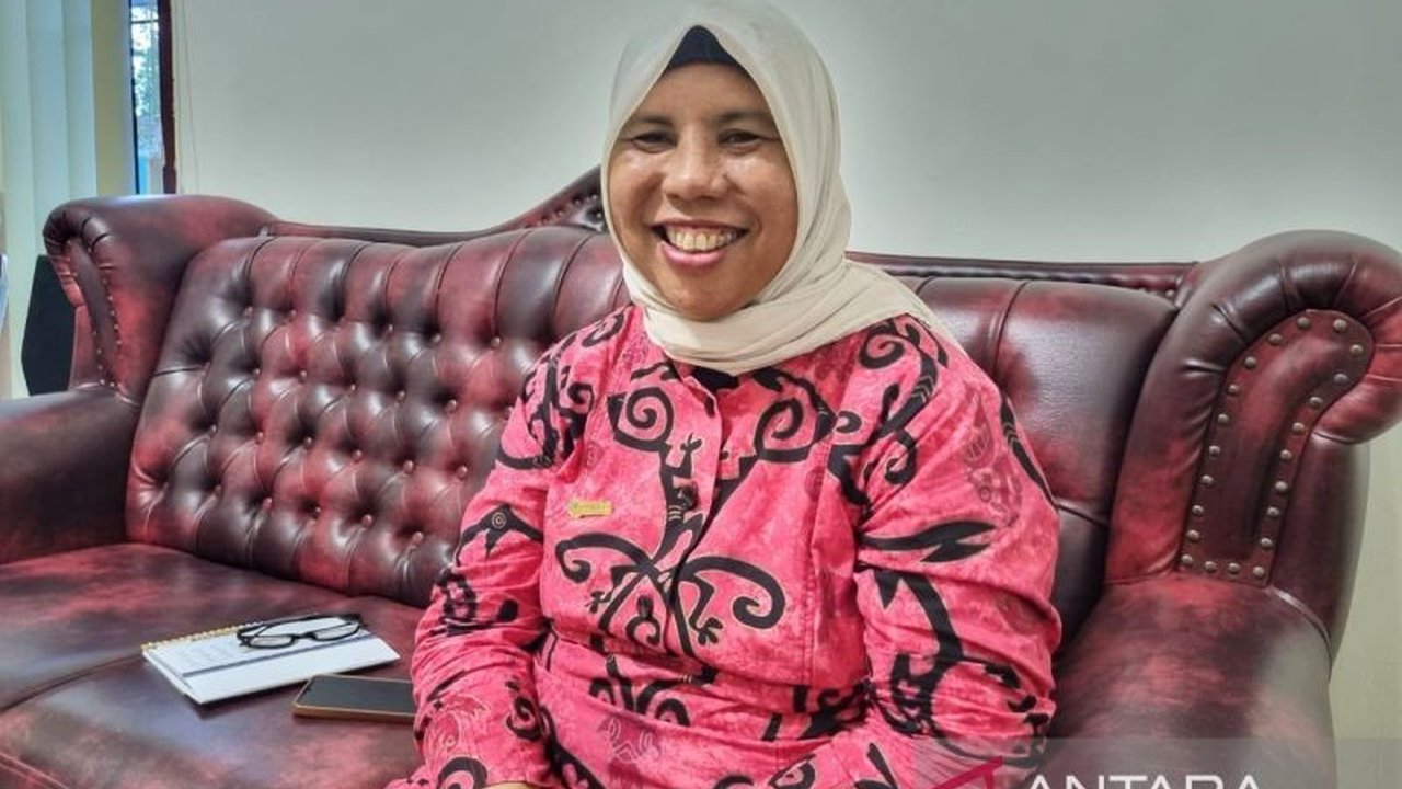 Bulog Manokwari menerima kuota 1.250 ton beras SPHP untuk operasi pasar dan stabilisasi harga selama Ramadhan 2025, dengan harga eceran tertinggi Rp13.500 per kg.