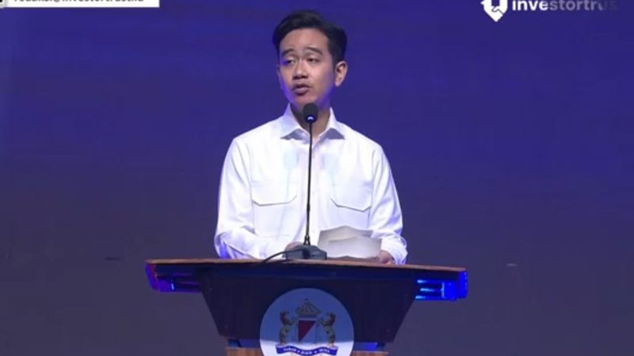 Wakil Presiden Gibran Rakabuming Raka menekankan pentingnya menjaga keseimbangan alam dalam hilirisasi industri untuk mencegah dampak perubahan iklim yang semakin nyata.