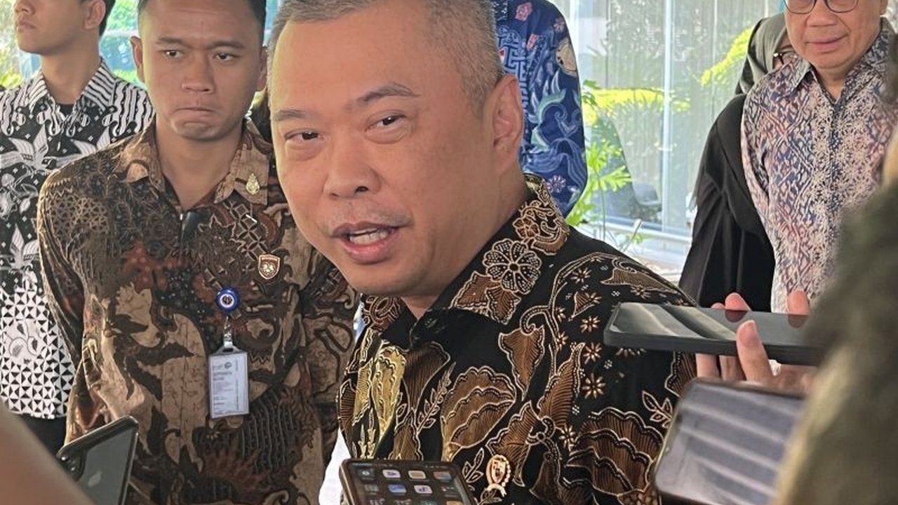 Menteri Perhubungan menyatakan belum menerima pengajuan izin operasional dari Indonesia Airlines, maskapai baru yang fokus pada penerbangan internasional premium.