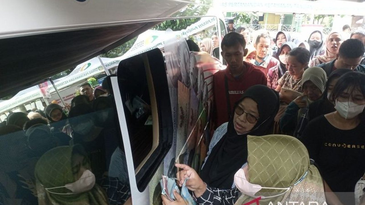 Bank Indonesia Purwokerto menyiapkan uang layak edar Rp3,5 triliun untuk memenuhi kebutuhan masyarakat selama Ramadhan dan Lebaran 2025, dengan peningkatan layanan penukaran melalui berbagai kanal.