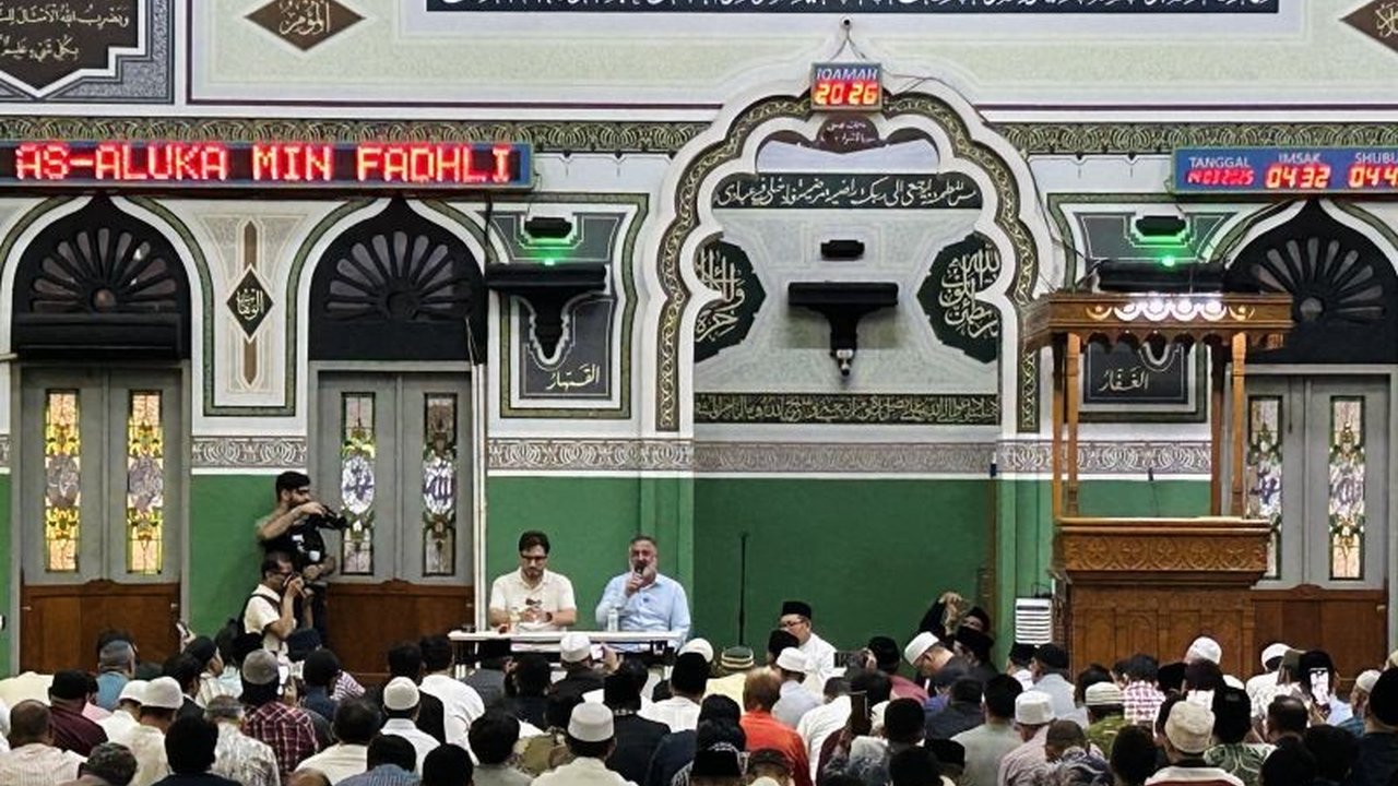 Kedutaan Besar Iran hadirkan dua qari internasional untuk mempererat hubungan diplomatik dan budaya Al-Qur'an dengan Indonesia, memanfaatkan momentum Ramadhan.