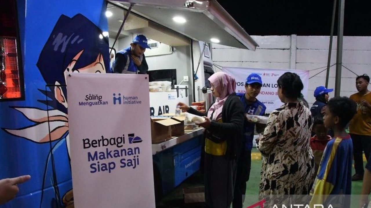 Human Initiative (HI) meluncurkan HI MATE, mobil kemanusiaan yang menyediakan air bersih, makanan, dan bantuan cepat untuk penyintas bencana, sekaligus wadah kolaborasi aksi sosial.