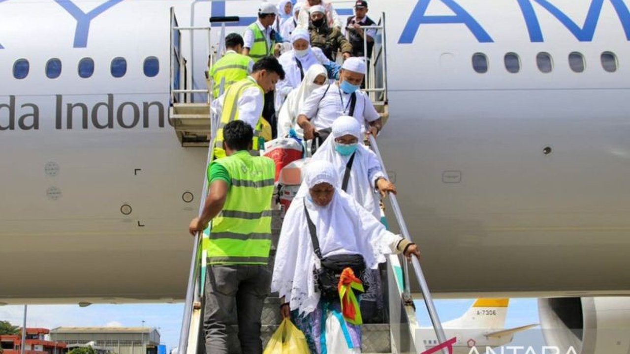 Hingga Jumat (14/3), 3.734 calon haji asal Sumatera Barat telah melunasi Biaya Perjalanan Ibadah Haji (Bipih), mendekati kuota penuh 4.613 jemaah.