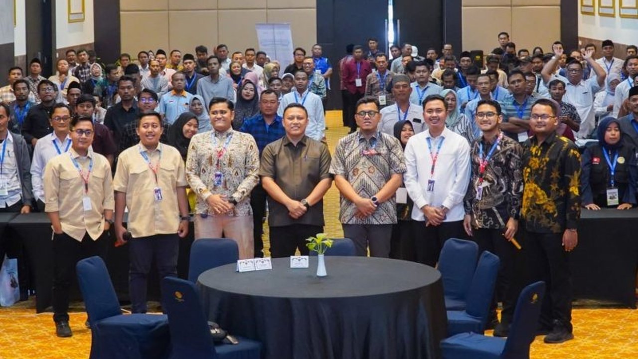 Pelatihan Mitra Klinik BUMDesa Jatim 2025 resmi ditutup, 150 pengurus BUMDesa dibekali keahlian e-katalog untuk tingkatkan transparansi dan efisiensi pengelolaan keuangan desa.