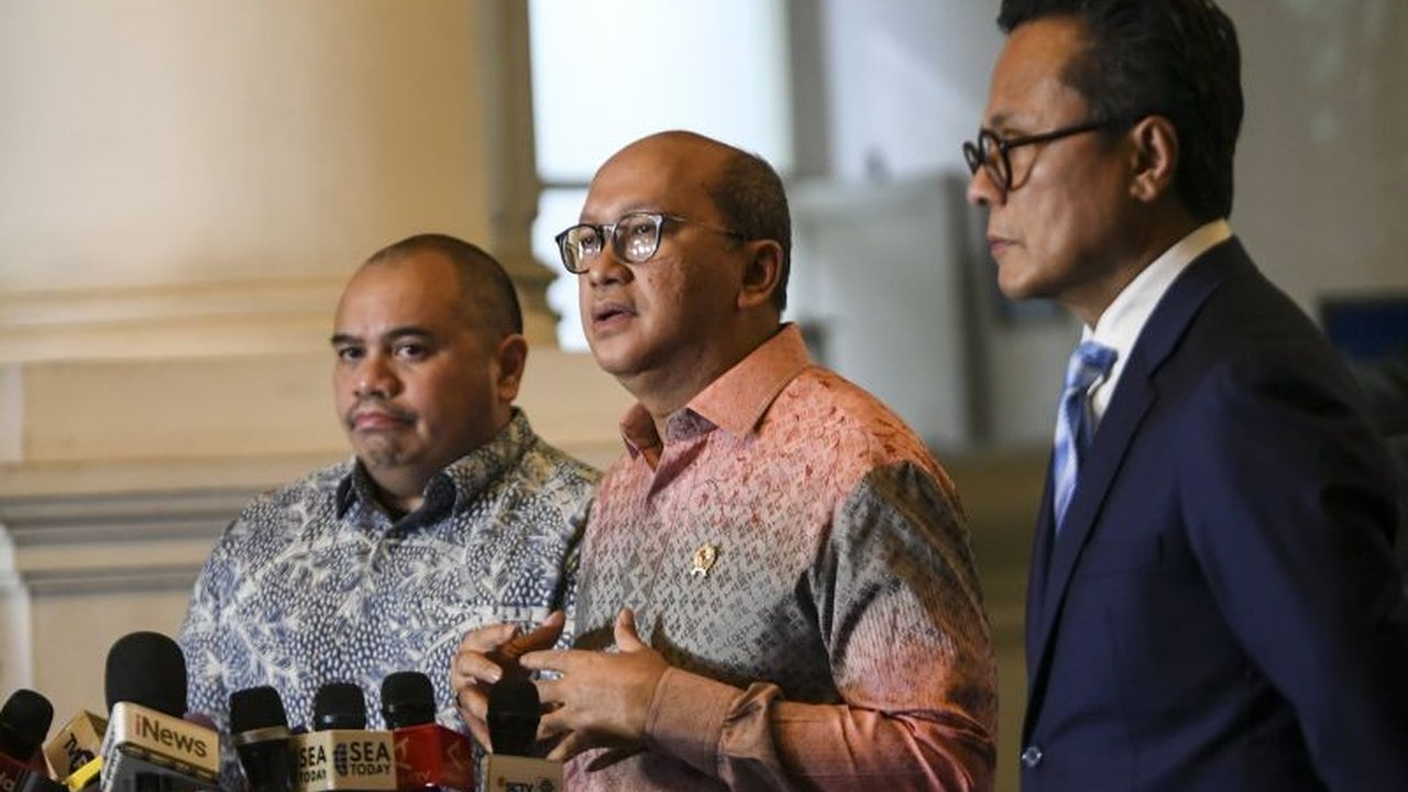 Badan Pengelola Investasi Daya Anagata Nusantara (Danantara) Indonesia menempati peringkat ke-6 sebagai Sovereign Wealth Fund (SWF) terkuat dunia dengan total aset mencapai US$ 983 miliar, mengungguli beberapa SWF tertua.