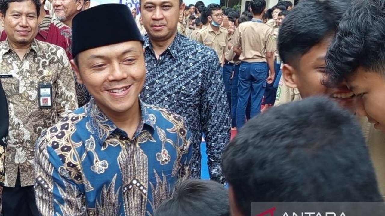 Wakil Menteri Pendidikan Dasar dan Menengah (Wamendikdasmen) ungkap pendidikan nonformal sebagai solusi efektif kurangi angka putus sekolah di Indonesia, khususnya di daerah 3T.