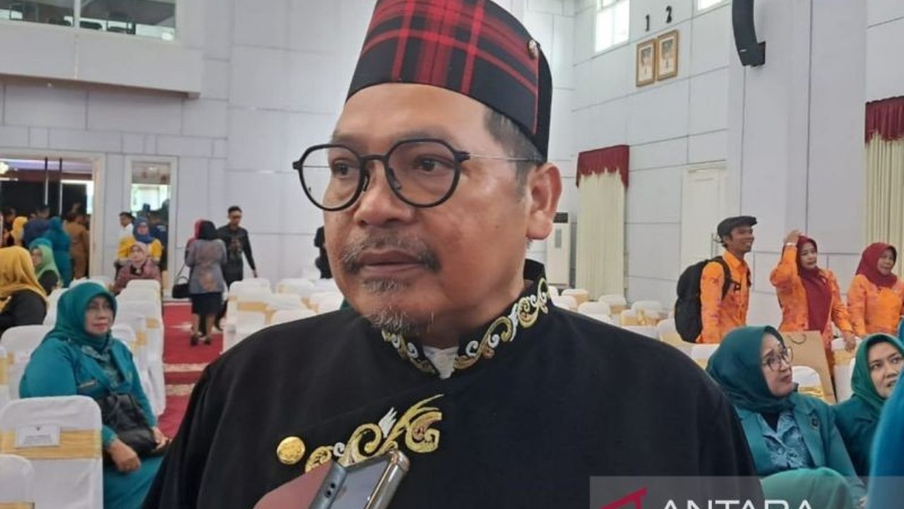 Dinas Kesehatan Kalimantan Timur kerahkan lebih dari 150 puskesmas untuk menjamin akses layanan kesehatan bagi pemudik Lebaran 2024, berkoordinasi dengan Polda Kaltim dan pengelola jalan tol.