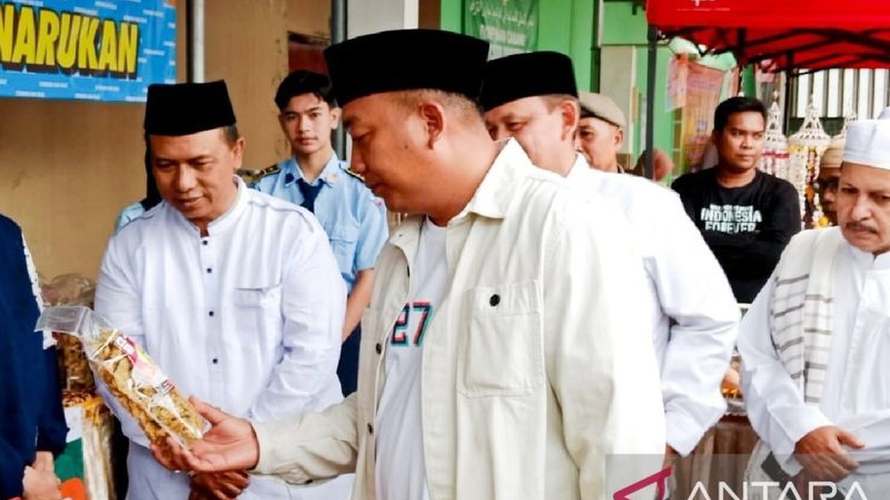 Pemkab Situbondo luncurkan program Masjid Ramah Pemudik dengan layanan pijat refleksi gratis di 20 masjid jalur Pantura untuk kenyamanan pemudik Lebaran 2025.