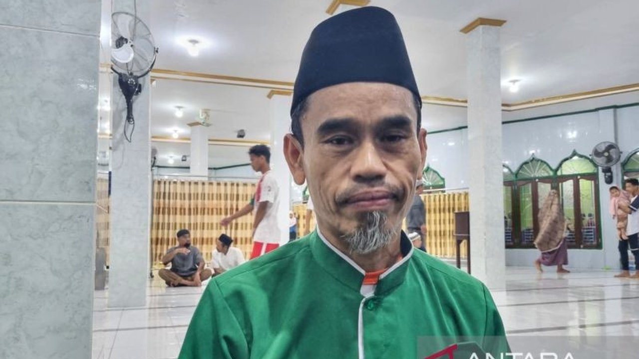 Badan Amil Zakat Nasional (Baznas) Manokwari menetapkan 100 Unit Pengelola Zakat (UPZ) untuk mengelola Zakat, Infaq, dan Sedekah (ZIS) di seluruh distrik Kabupaten Manokwari, Papua Barat, serta menetapkan besaran zakat fitrah dan zakat harta.