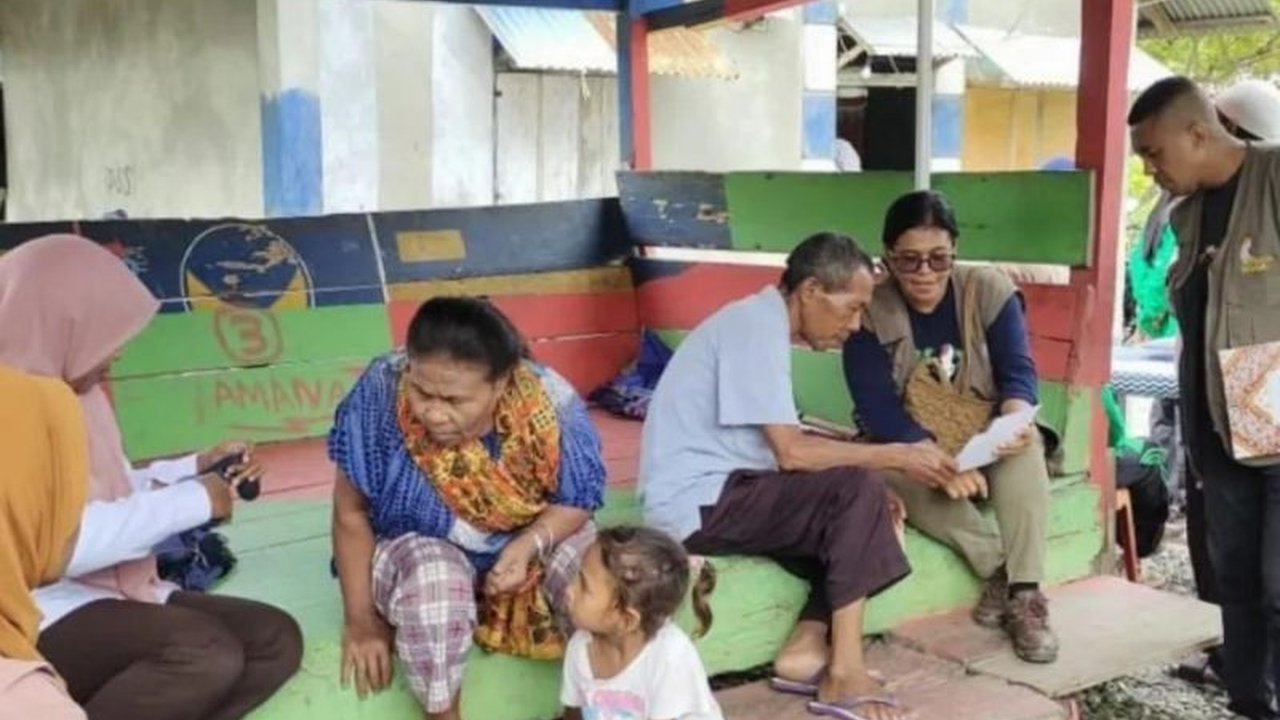 BKSDA Maluku gencar sosialisasikan perlindungan tumbuhan dan satwa liar di Desa Tamilouw, Kabupaten Maluku Tengah, guna mencegah peredaran dan perdagangan ilegal serta meningkatkan kesadaran masyarakat.