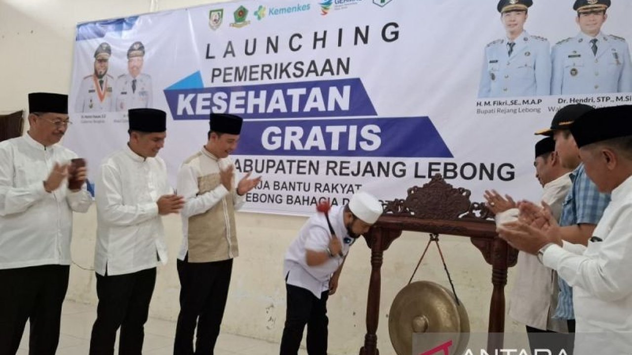 Gubernur Bengkulu, Helmi Hasan, meluncurkan program Cek Kesehatan Gratis (CKG) di Rejang Lebong untuk meningkatkan kualitas kesehatan masyarakat, mengatasi kendala sosialisasi sebelumnya, dan mendukung Asta Cita Presiden Prabowo Subianto.