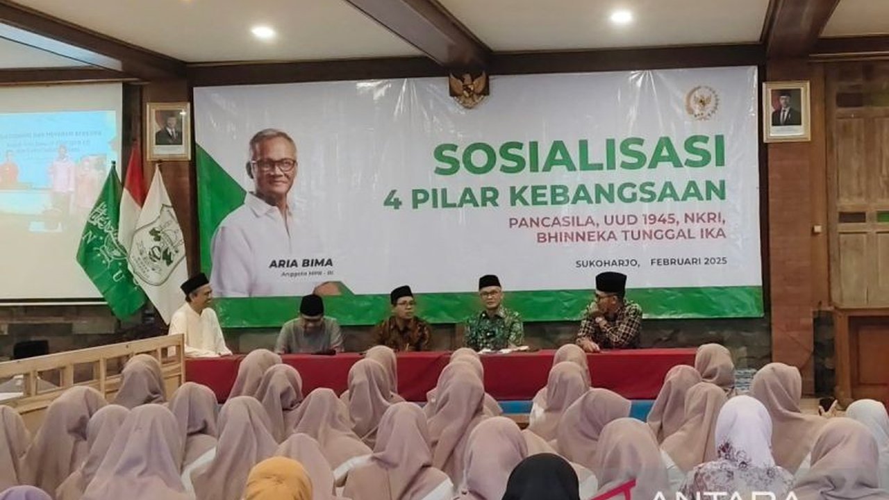 DPR Ajak Pesantren Rawat Pancasila: Jaga Jiwa Nasionalisme Bangsa