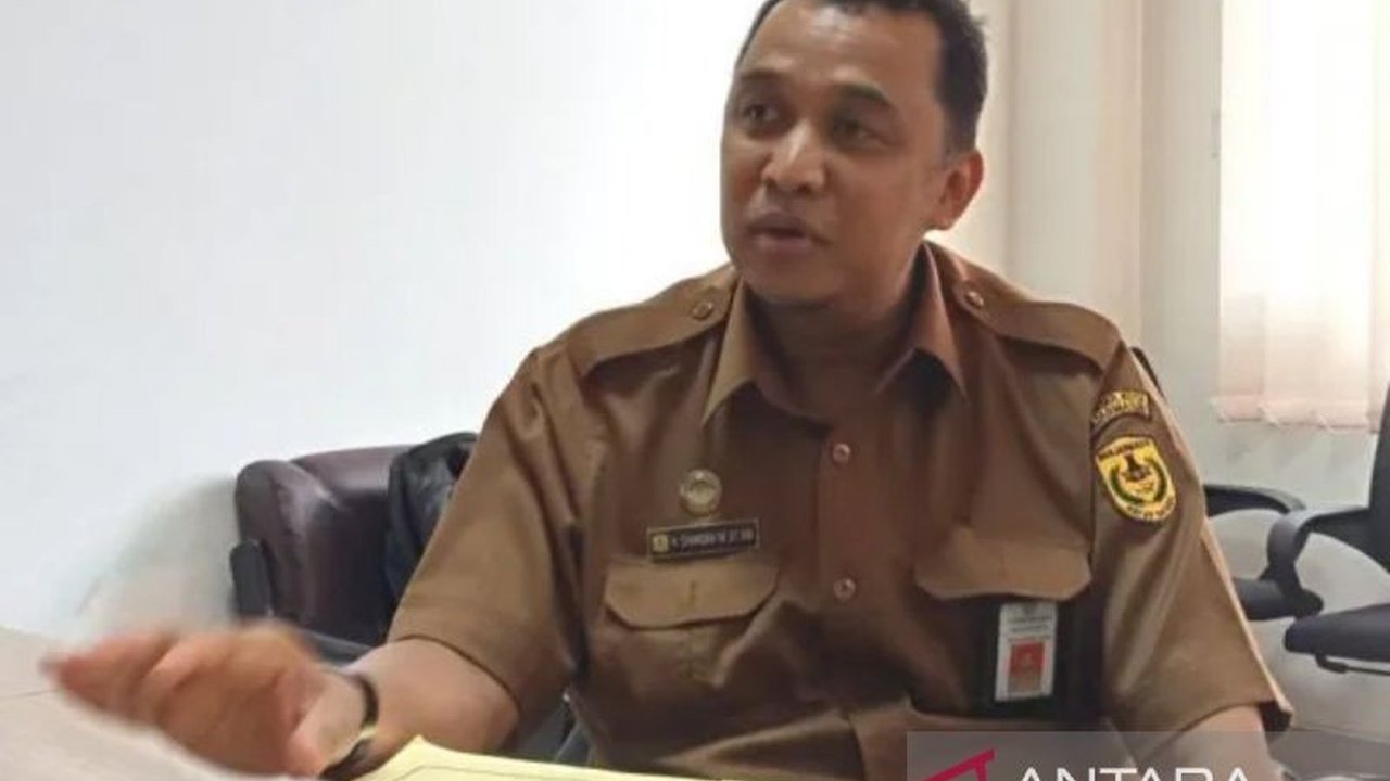 Pemerintah Kota Banjarmasin fokus menangani fasilitas umum (fasum), khususnya jalan di komplek perumahan di Kecamatan Banjarmasin Utara dan Selatan, dengan target penyelesaian dalam dua hingga tiga tahun.