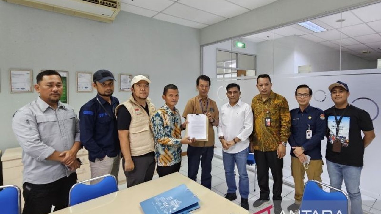 KPU Bangka Barat telah melengkapi kebutuhan surat suara untuk Pemungutan Suara Ulang (PSU) Pilkada 2024 di Desa Sinarmanik, Jebus, setelah mencetak tambahan 143 lembar.