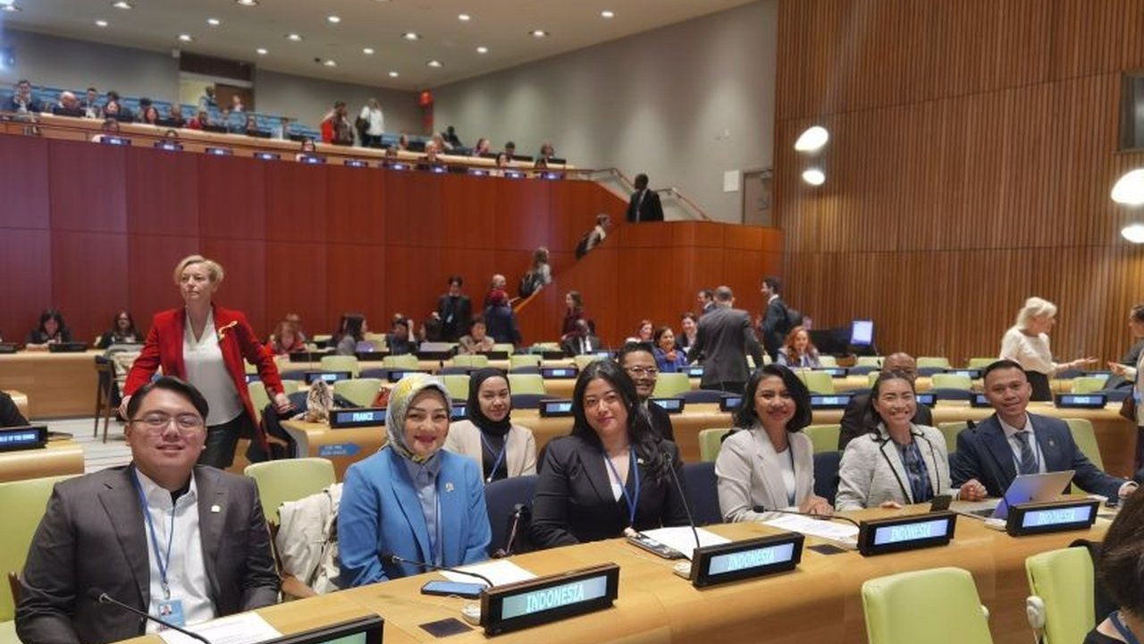 Diah Pikatan Orissa Putri Hapsari, anggota BKSAP DPR RI, sampaikan pentingnya perjuangan Kartini dalam mencapai kesetaraan gender di sidang Komisi Status Perempuan (CSW) ke-69 PBB.