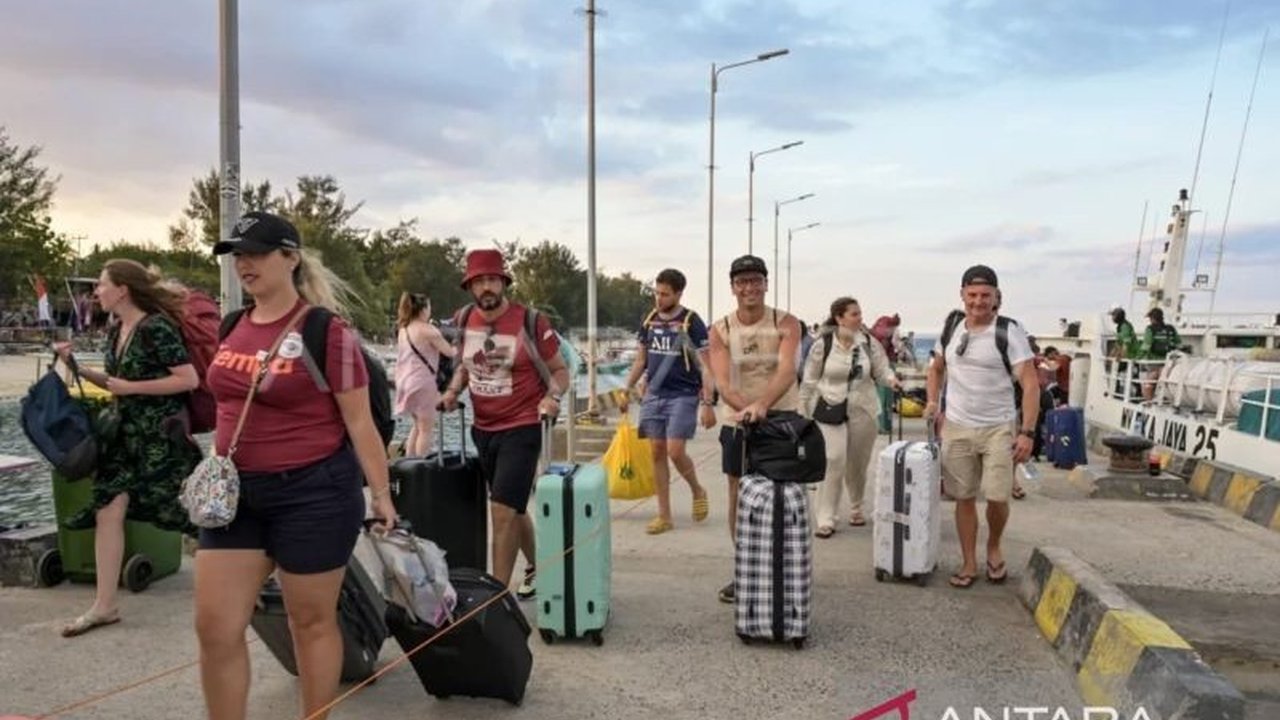 Pemprov NTB membangun ekosistem pariwisata terintegrasi untuk menghubungkan destinasi unggulan, meningkatkan kunjungan wisatawan, dan mendorong pertumbuhan sektor perhotelan.