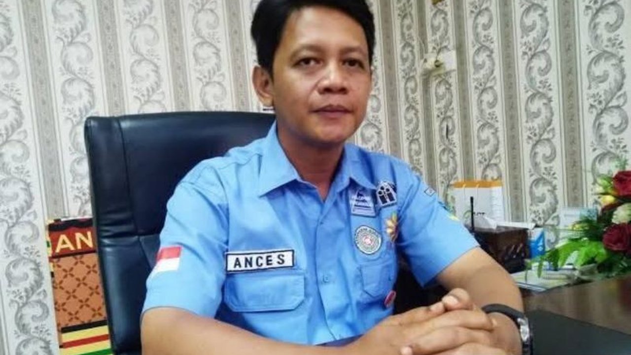 Pemerintah Kota Padang memasang 37 lampu penerangan jalan di 23 titik rawan kriminalitas untuk meningkatkan keamanan dan kenyamanan warga, terutama selama Ramadhan.