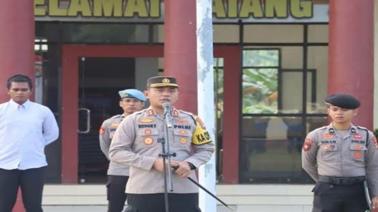Polres Mamuju Tengah mengajak masyarakat aktif menolak premanisme, terutama yang berkedok ormas, dengan sosialisasi dan edukasi langsung kepada masyarakat.