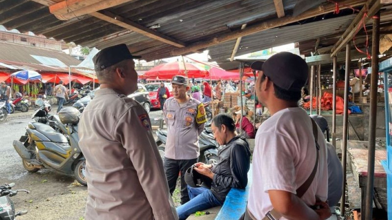 Polres Rejang Lebong, Bengkulu gencar melakukan pencegahan dini terhadap praktik premanisme yang berkedok organisasi kemasyarakatan untuk menjaga keamanan dan ketertiban masyarakat.
