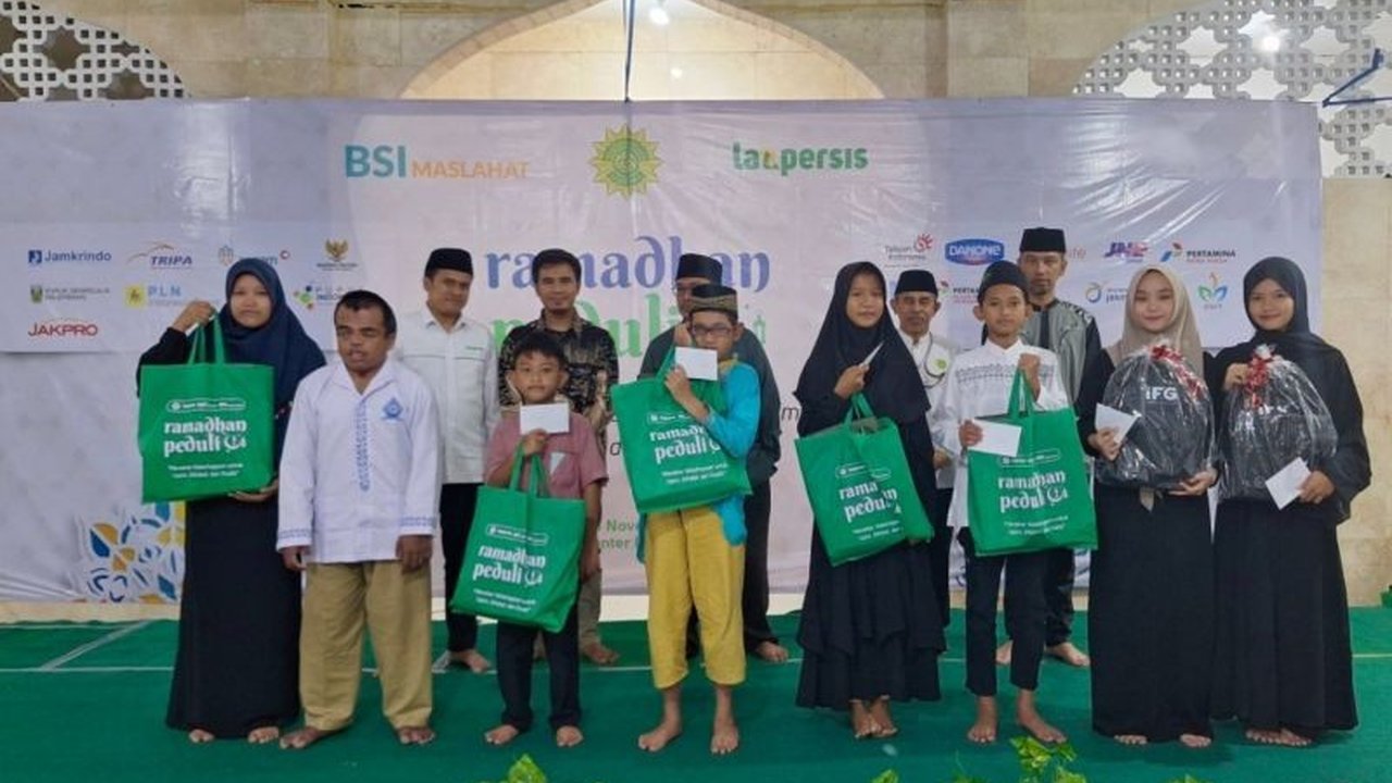 LAZ Persis Jakarta salurkan beasiswa dan santunan kepada 1.000 yatim dan duafa dalam program Ramadhan Peduli 2025, menebar kebaikan di bulan suci Ramadhan.