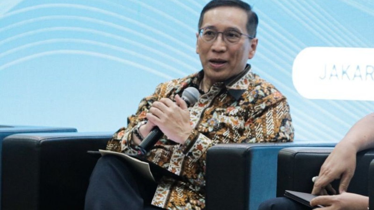 Wakil Menteri PPN/Bappenas, Febrian, menekankan peran koperasi sebagai penggerak utama pertumbuhan ekonomi inklusif dan berkelanjutan di Indonesia, khususnya melalui program Kopdes Merah Putih.