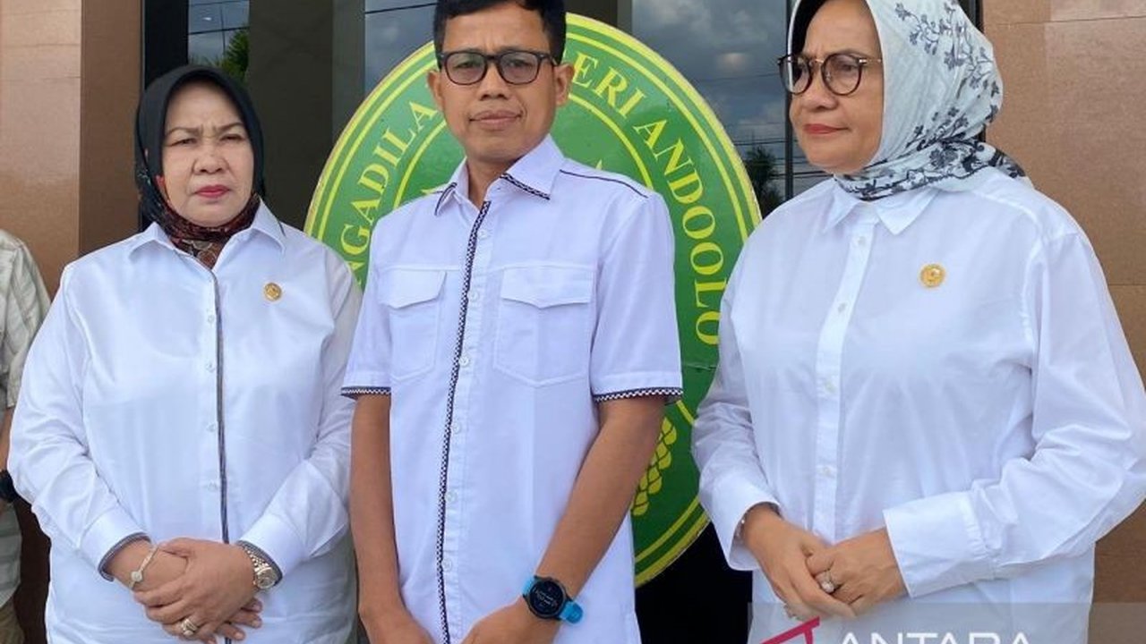 Komisi Kejaksaan (Komjak) telah mengklarifikasi laporan terhadap Jampidsus Febrie Adriansyah ke KPK dan menyatakan tidak ditemukan penyalahgunaan wewenang.