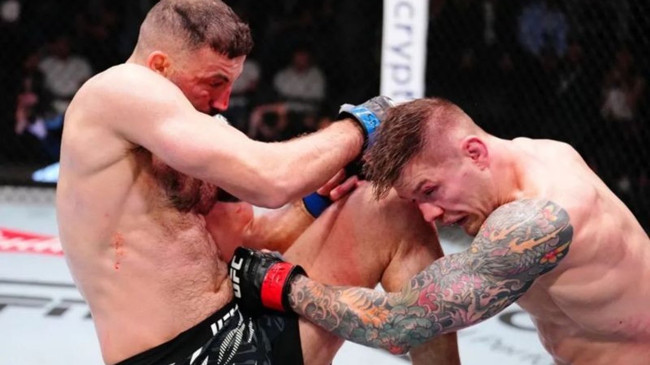Petarung UFC Roman Dolidze menantang Israel Adesanya dan Robert Whittaker untuk laga berikutnya setelah kemenangannya di UFC Vegas 104, melihat keduanya sebagai lawan ideal yang membutuhkan pertandingan.