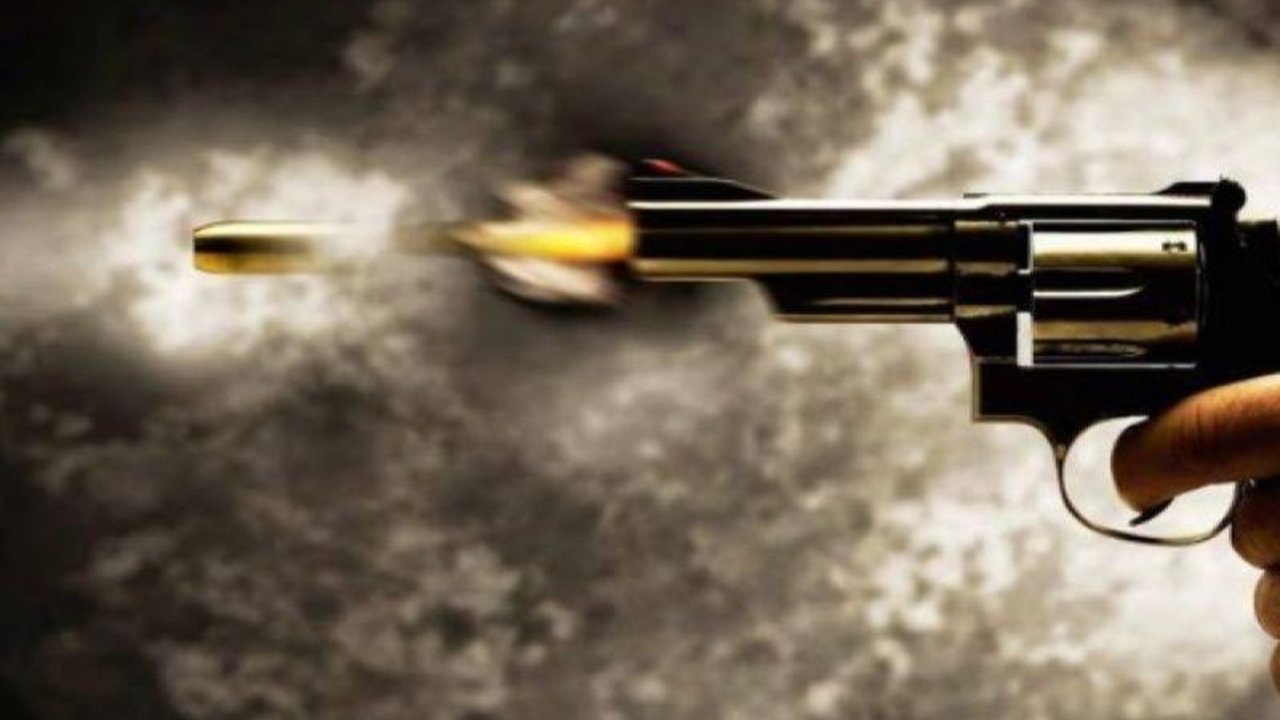 TNI memastikan akan memberikan sanksi tegas kepada oknum anggota yang terlibat dalam penembakan tiga anggota polisi di Way Kanan, Lampung, saat penggerebekan arena judi sabung ayam.