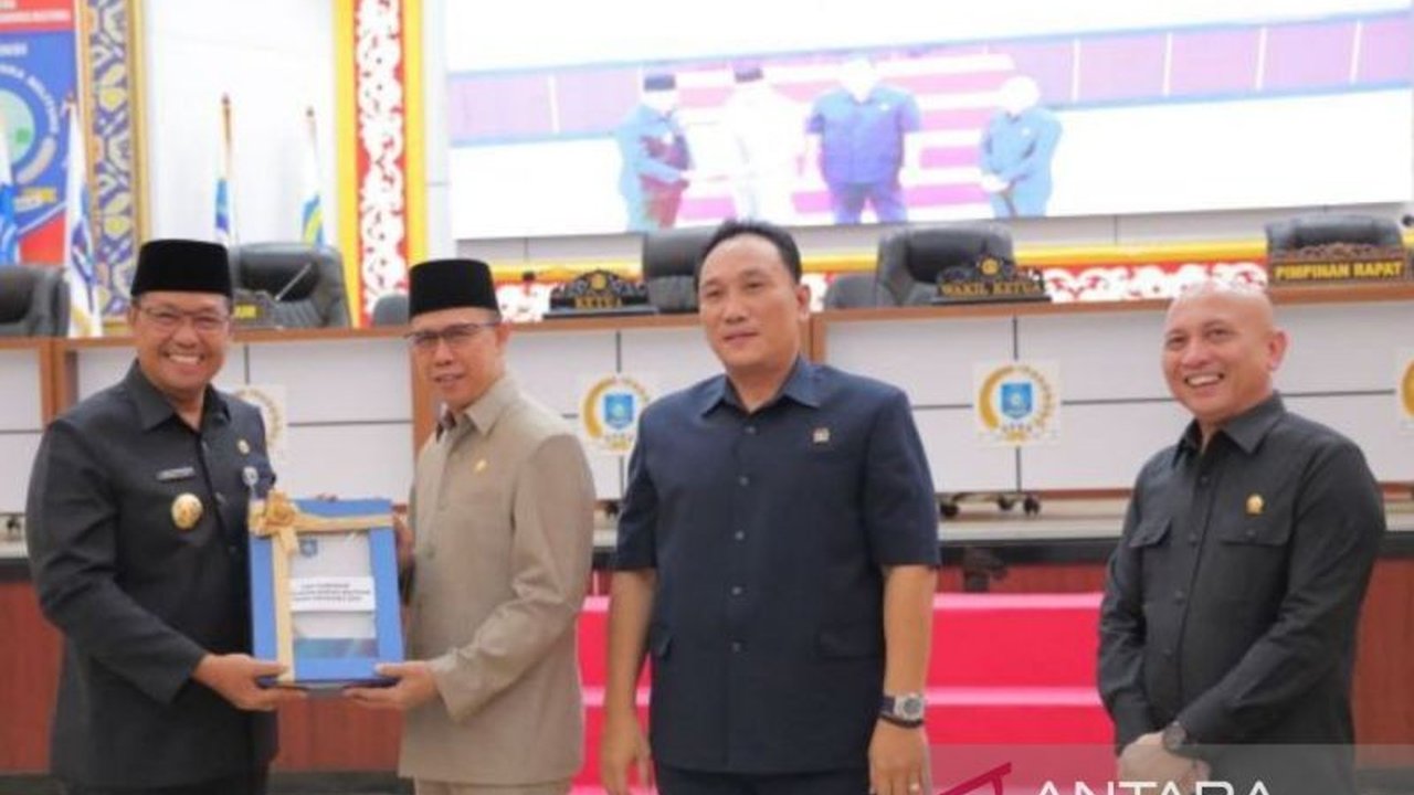 DPRD Kepulauan Bangka Belitung membentuk Panitia Khusus (Pansus) Tata Kelola Timah untuk mengatasi permasalahan sektor pertambangan dan meningkatkan kesejahteraan masyarakat.