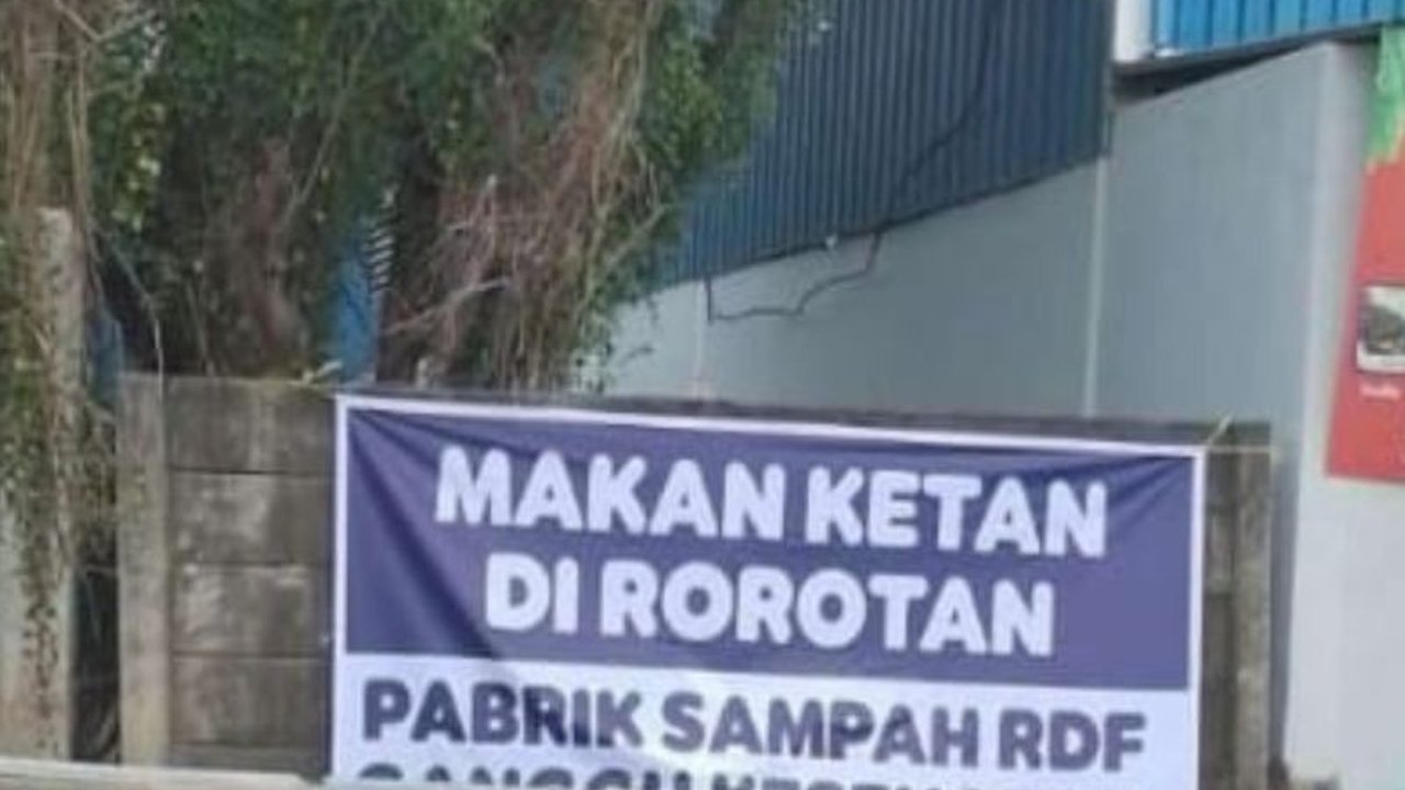 Bau busuk dari pabrik pengolahan sampah RDF Rorotan, Jakarta Utara, dikeluhkan warga JGC karena berdampak pada kesehatan dan kenyamanan 25.000 KK.