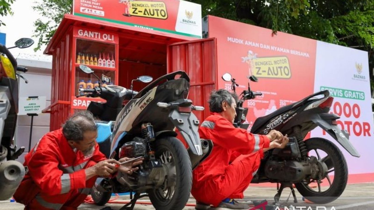 Jelang Lebaran, Baznas luncurkan program servis motor gratis di 12 kota untuk membantu pemudik, khususnya dari kalangan mustahik, agar mudik lebih aman dan nyaman.