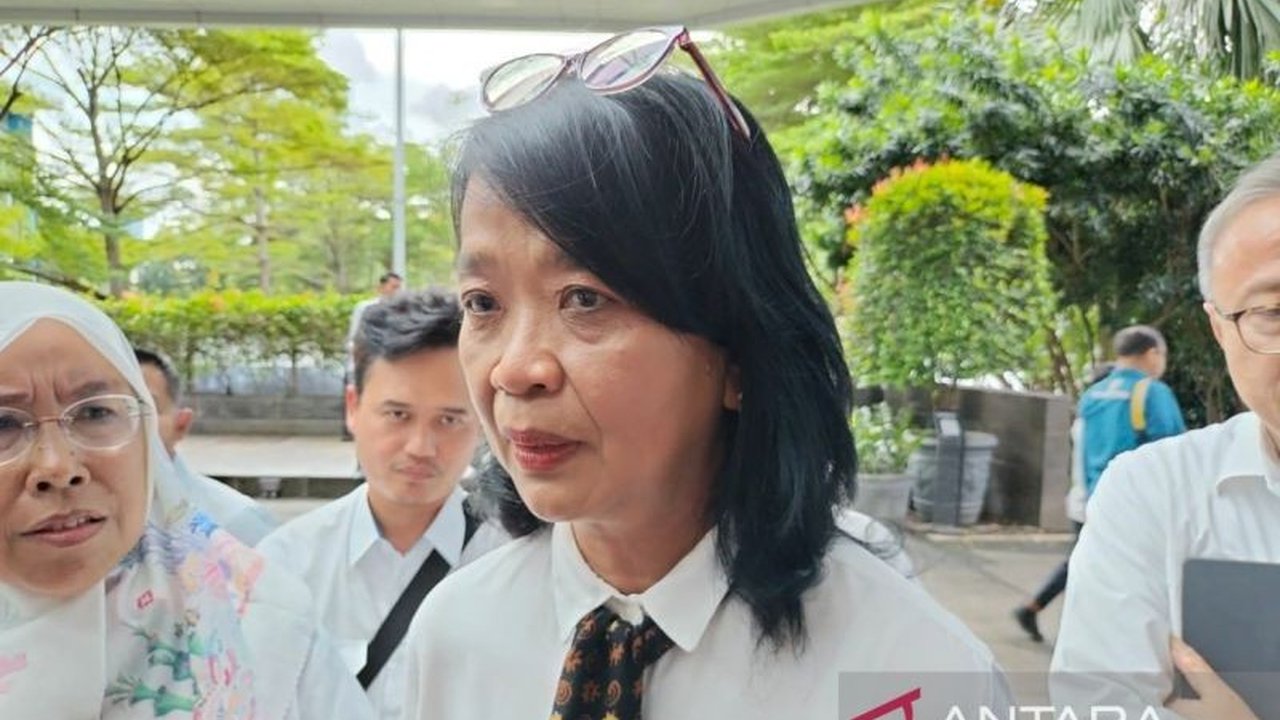 Pemerintah berencana membangun delapan kolam retensi di Bekasi untuk mengurangi dampak banjir yang kerap melanda wilayah tersebut, menyusul banjir yang baru-baru ini terjadi.