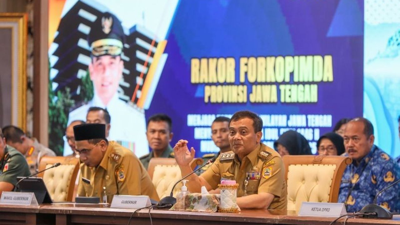 Jawa Tengah memastikan kesiapannya menyambut 17,9 juta pemudik Lebaran 2025 dengan perbaikan infrastruktur jalan hampir 100 persen dan strategi rekayasa lalu lintas.