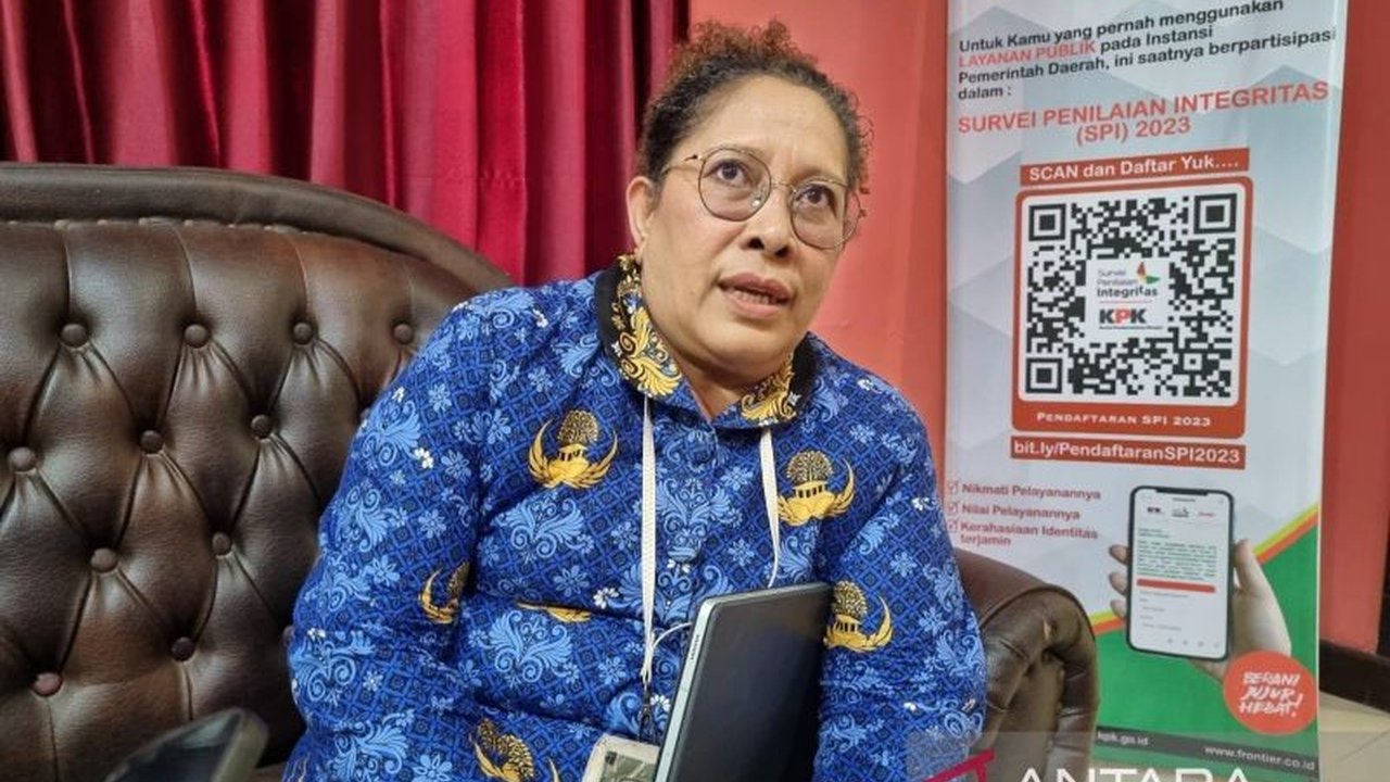 Pemerintah Kabupaten Manokwari menyiapkan peraturan bupati untuk mengevaluasi dan berpotensi mengurangi 3.421 tenaga honorernya demi efisiensi anggaran.