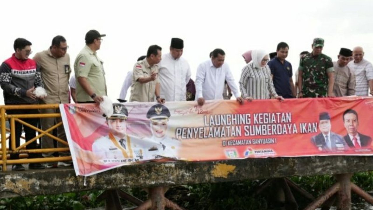 Kilang Pertamina Plaju Bentuk Pokmaswas untuk Selamatkan Ikan Belida yang Terancam Punah