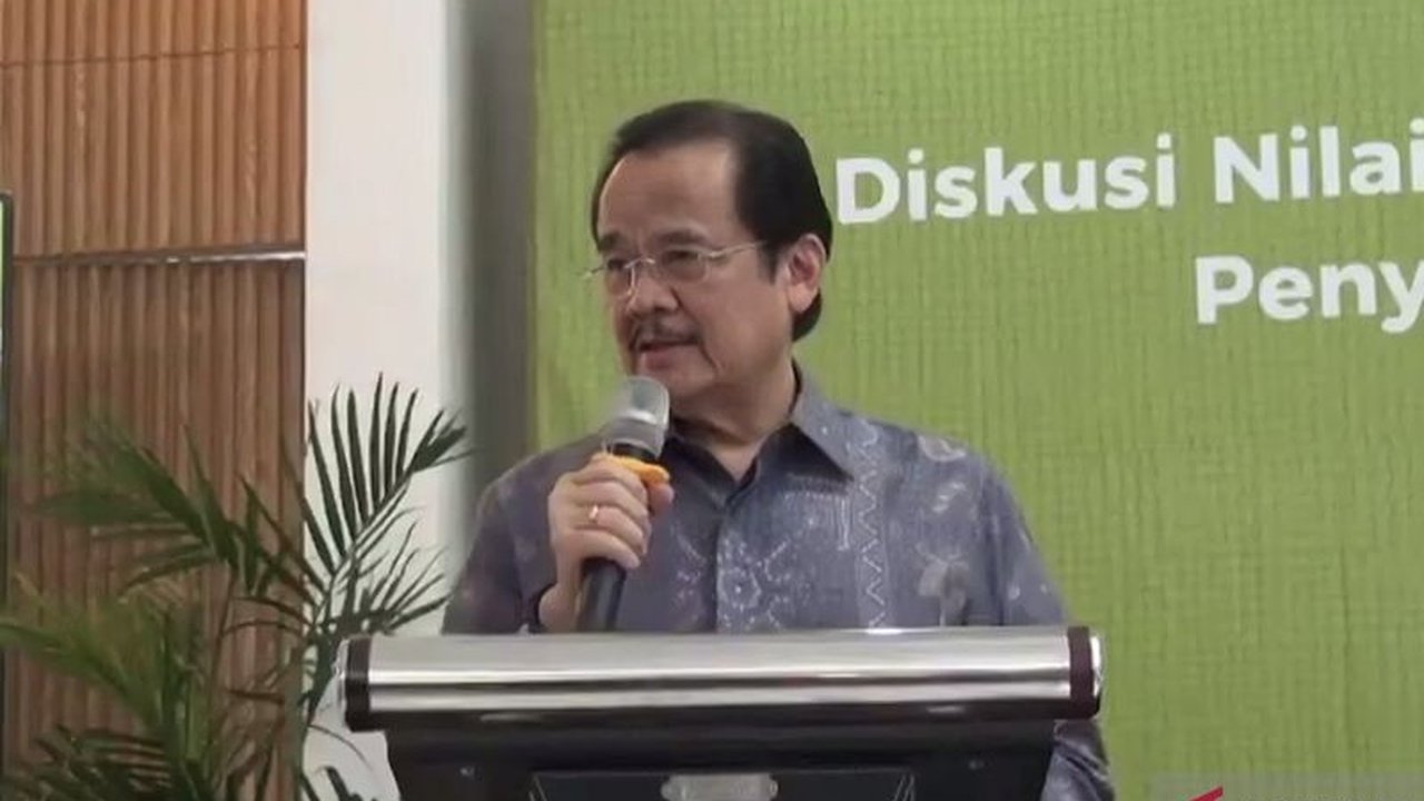 Anggota DPD RI Agustin Teras Narang mendorong pengesahan RUU Masyarakat Hukum Adat untuk melindungi dan memberdayakan masyarakat adat, bukan hanya sebatas pengakuan hak.