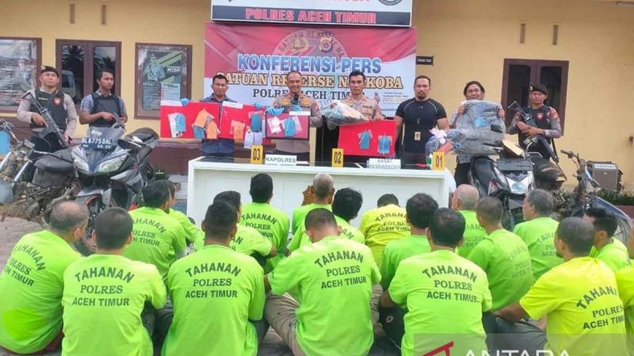 Polres Aceh Timur berhasil mengungkap sembilan kasus narkoba selama Ramadhan, menangkap 12 pelaku dan menyita barang bukti berupa sabu-sabu, ganja, dan sejumlah barang elektronik.