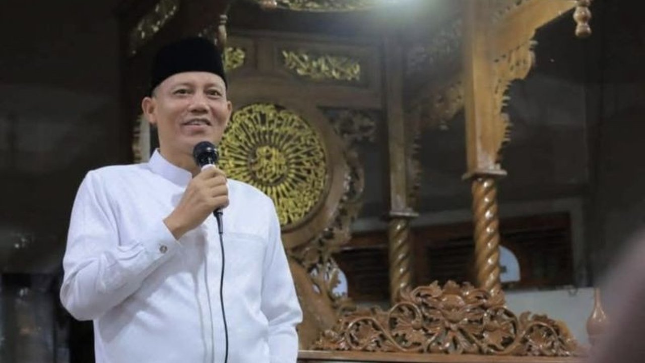 Pemkab Pasaman melelang proyek pembangunan dua jembatan senilai Rp8,5 miliar di Nagari Alahan Mati dan Ganggo Hilia, yang rusak akibat bencana alam, guna meningkatkan aksesibilitas dan mendukung sektor pendidikan.